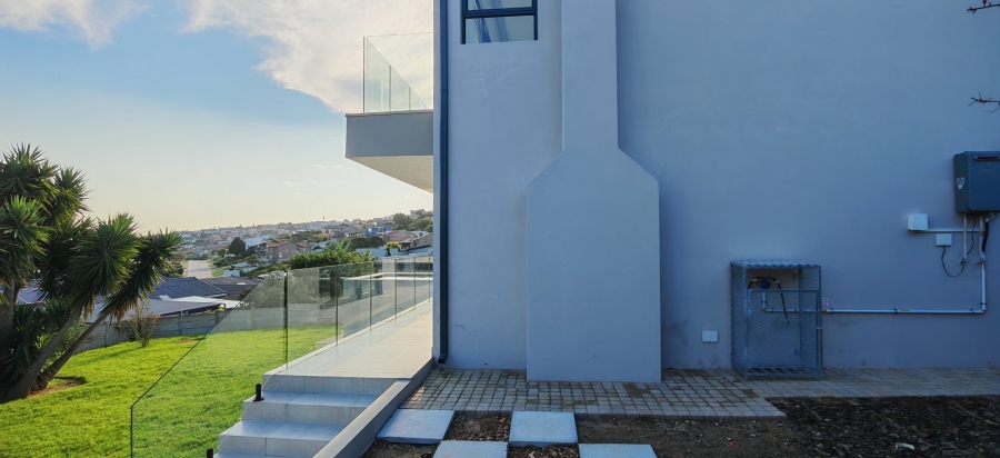 4 Bedroom Property for Sale in Dana Bay Western Cape